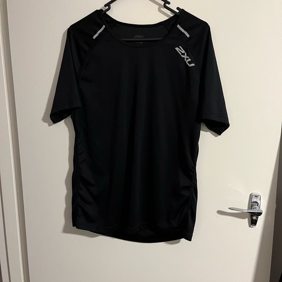 2xu Other - 2XU Mens Sports shirt - Small